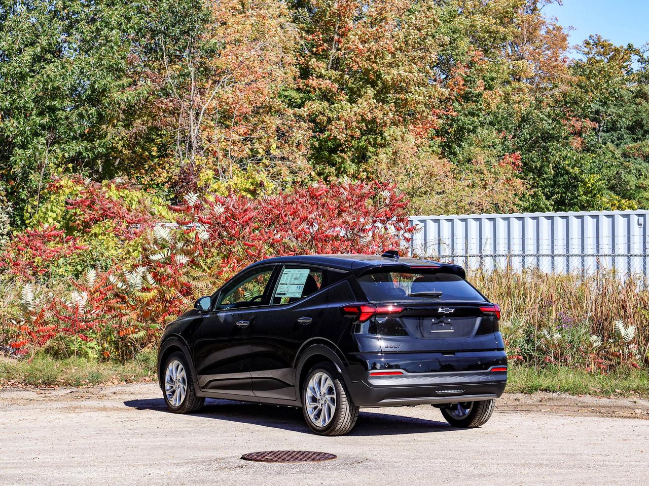 2027 Chevrolet Bolt LT Photo