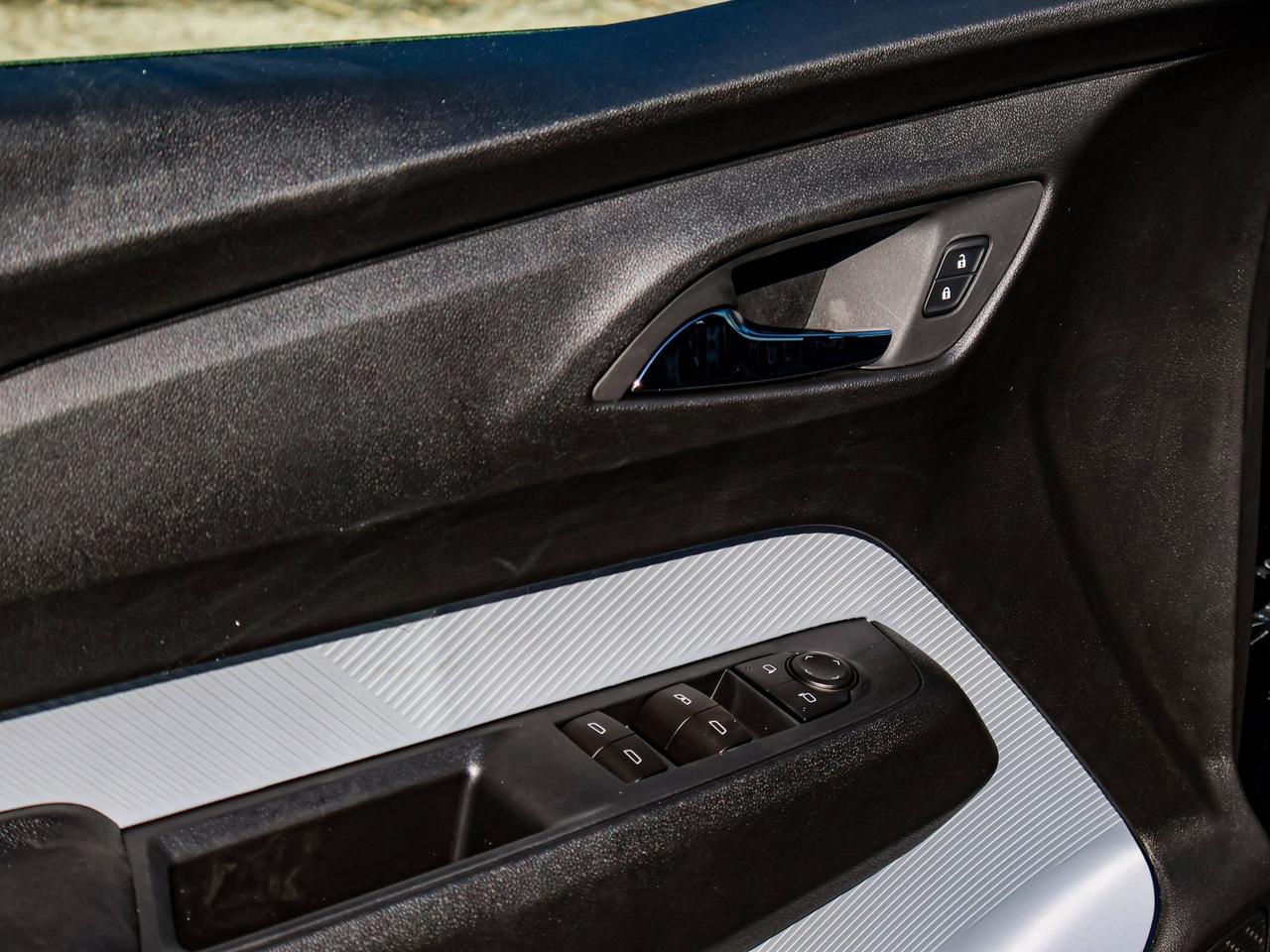 2027 Chevrolet Bolt LT Photo