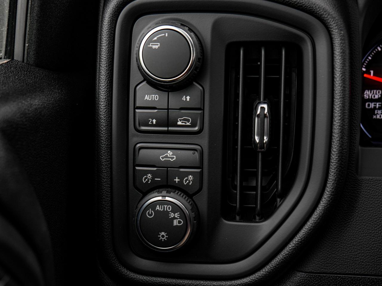 2026 Chevrolet Silverado 1500 Custom Photo