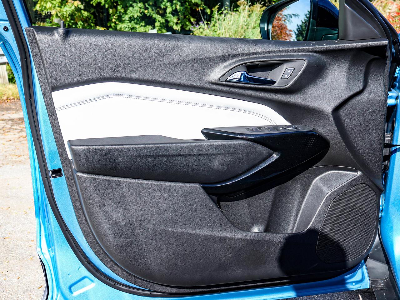 2026 Chevrolet Trax LT Photo