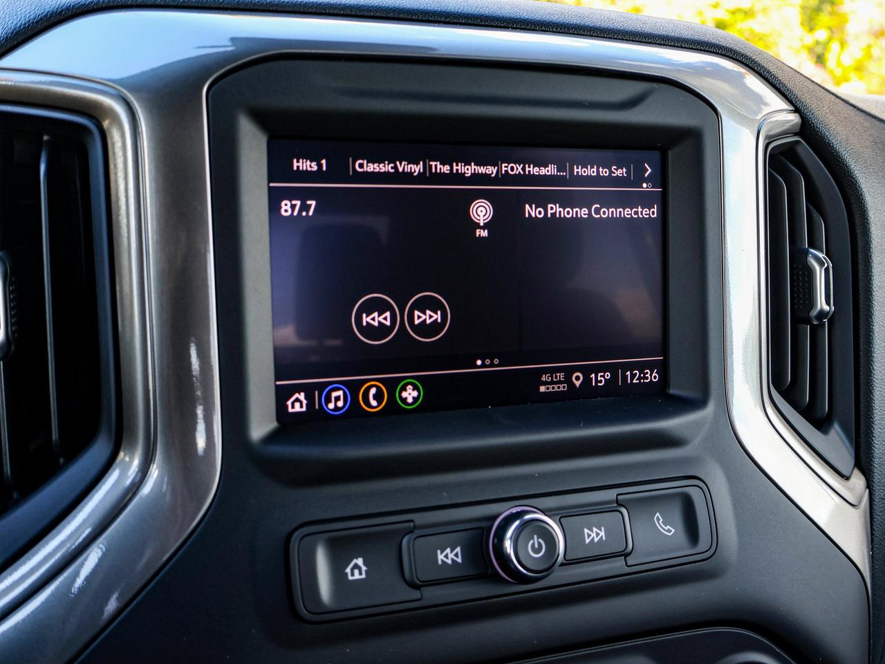 2026 Chevrolet SILVERADO 2500HD Work Truck Photo