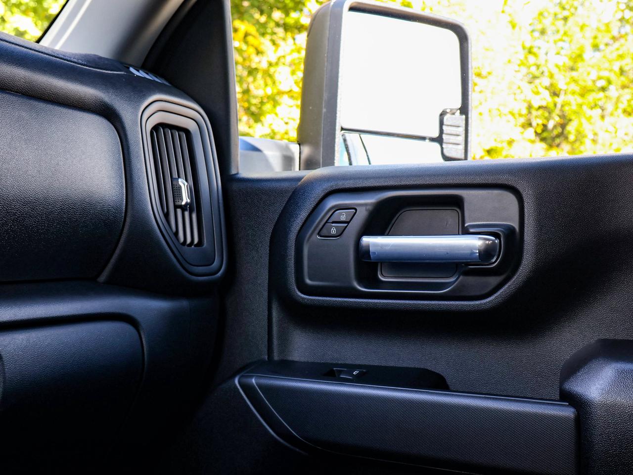 2026 Chevrolet SILVERADO 2500HD Work Truck Photo