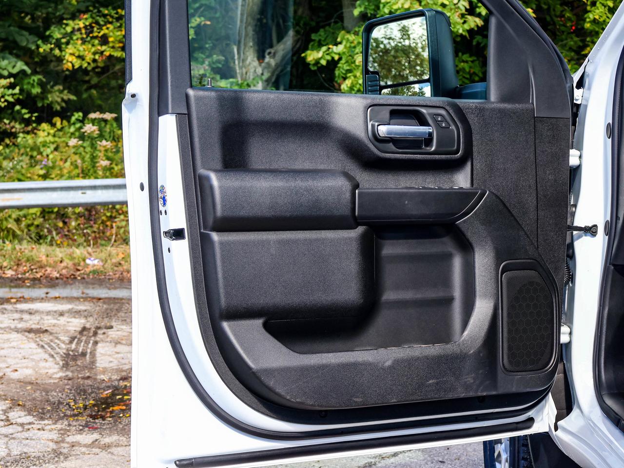 2026 Chevrolet SILVERADO 2500HD Work Truck Photo