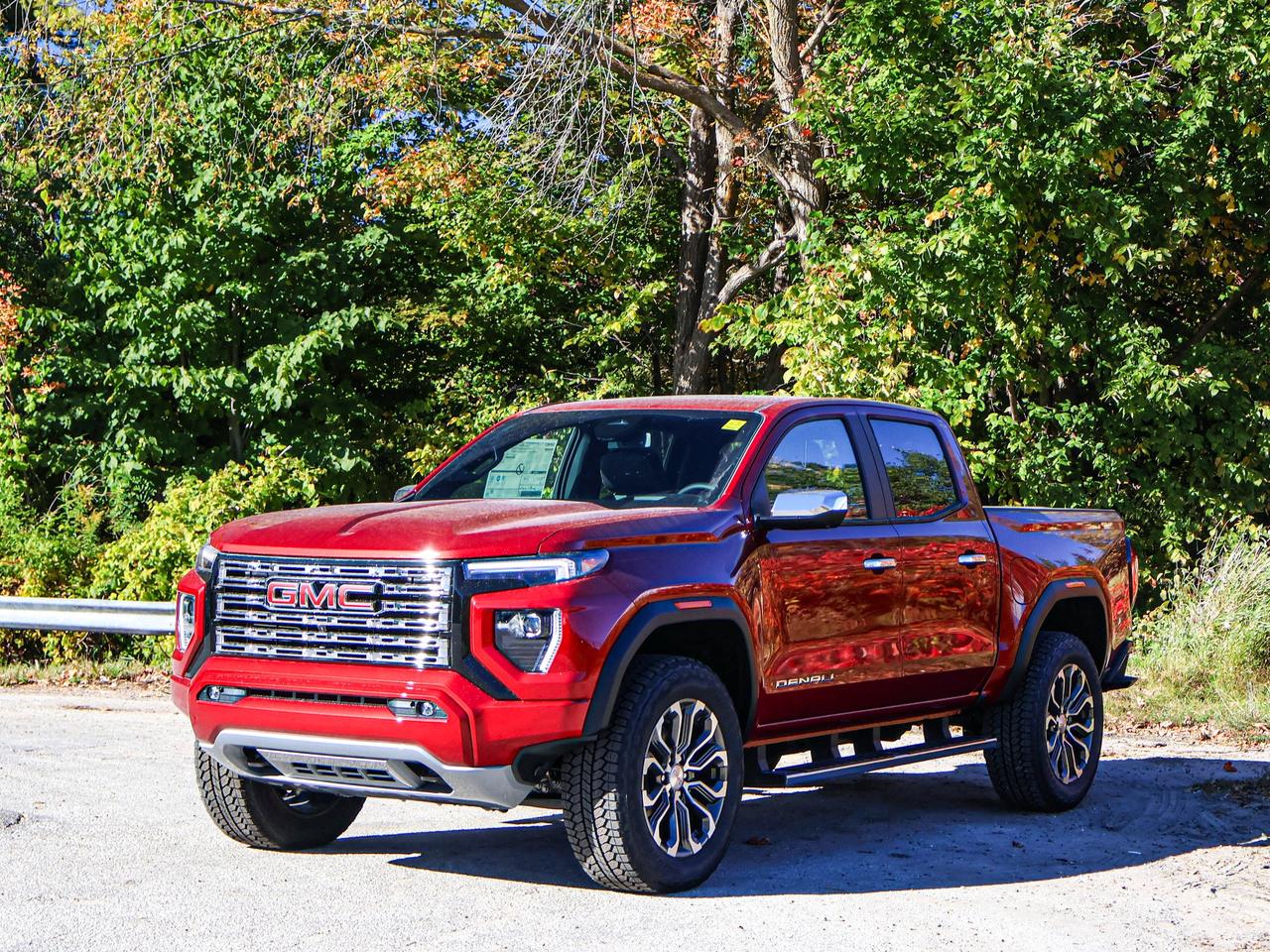 2026 GMC Canyon Denali Photo