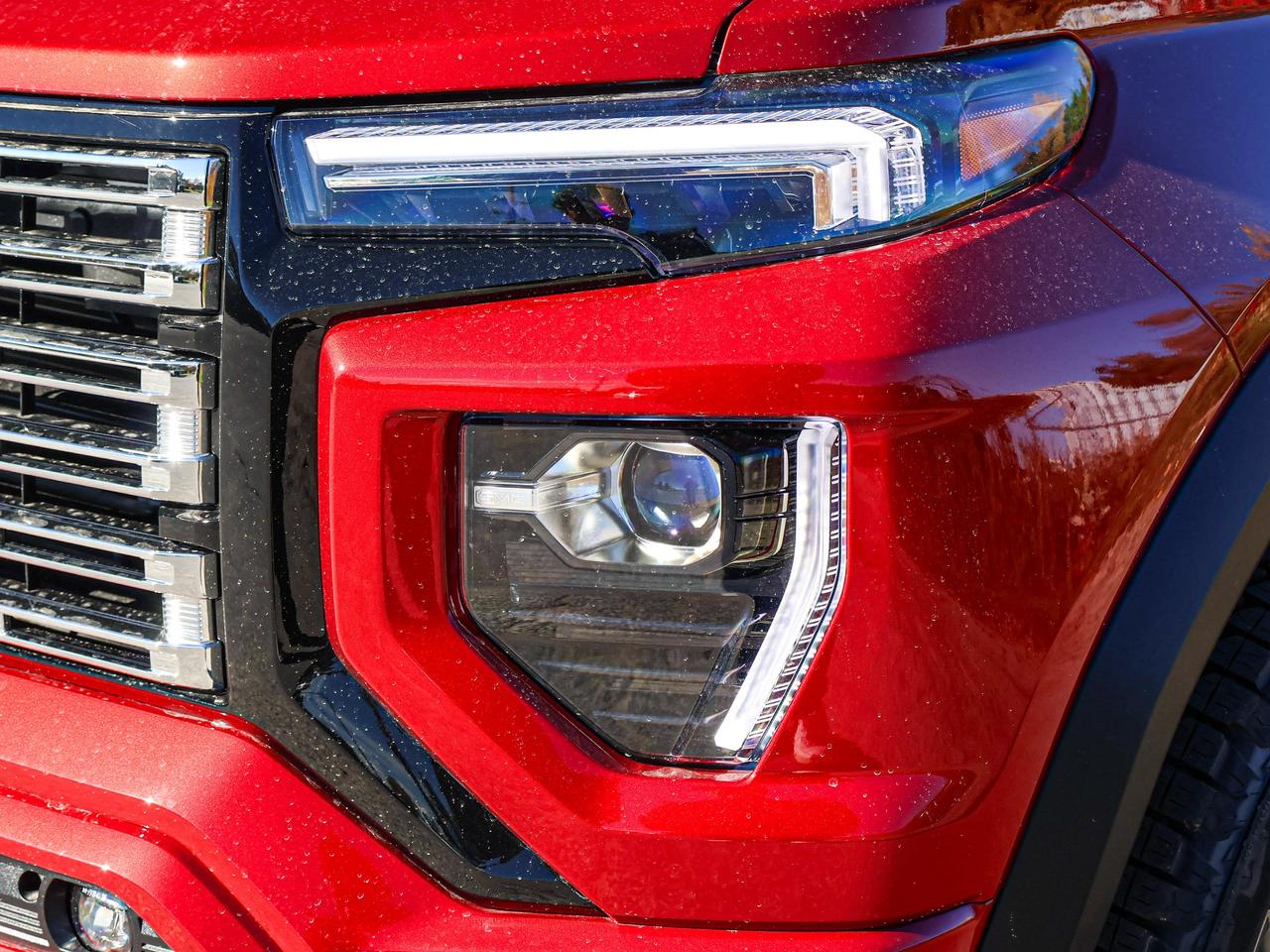 2026 GMC Canyon Denali Photo