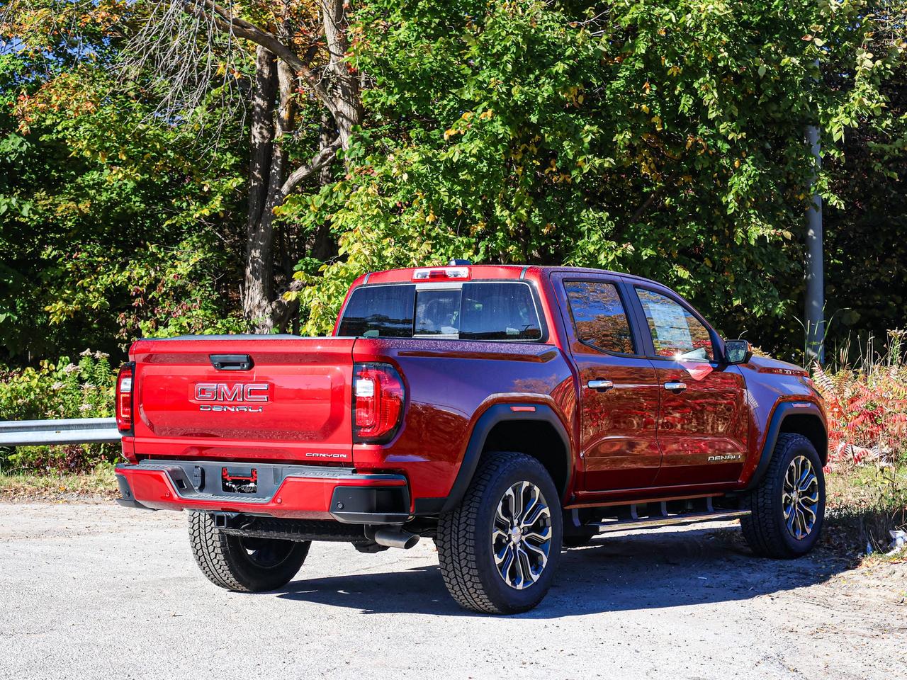 2026 GMC Canyon Denali Photo
