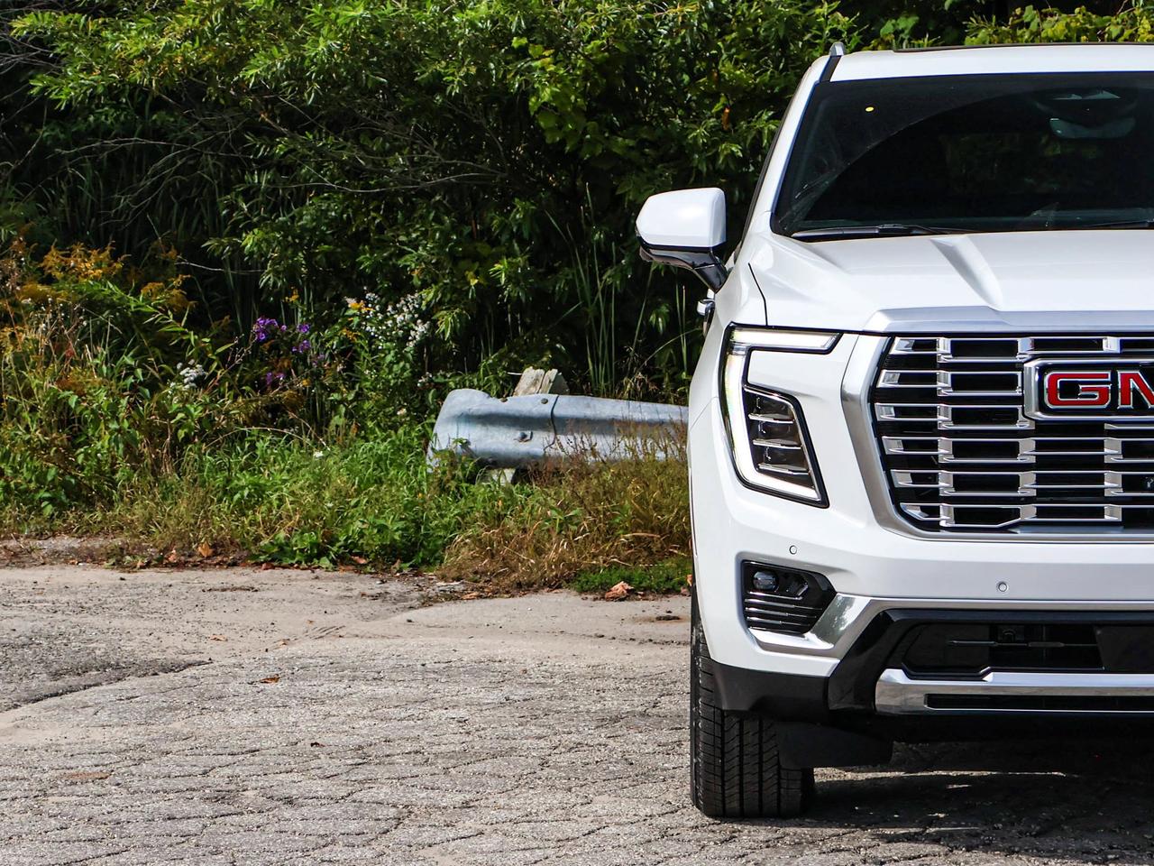 2027 GMC Yukon Denali Photo
