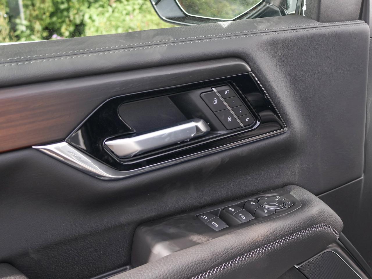 2027 GMC Yukon Denali Photo