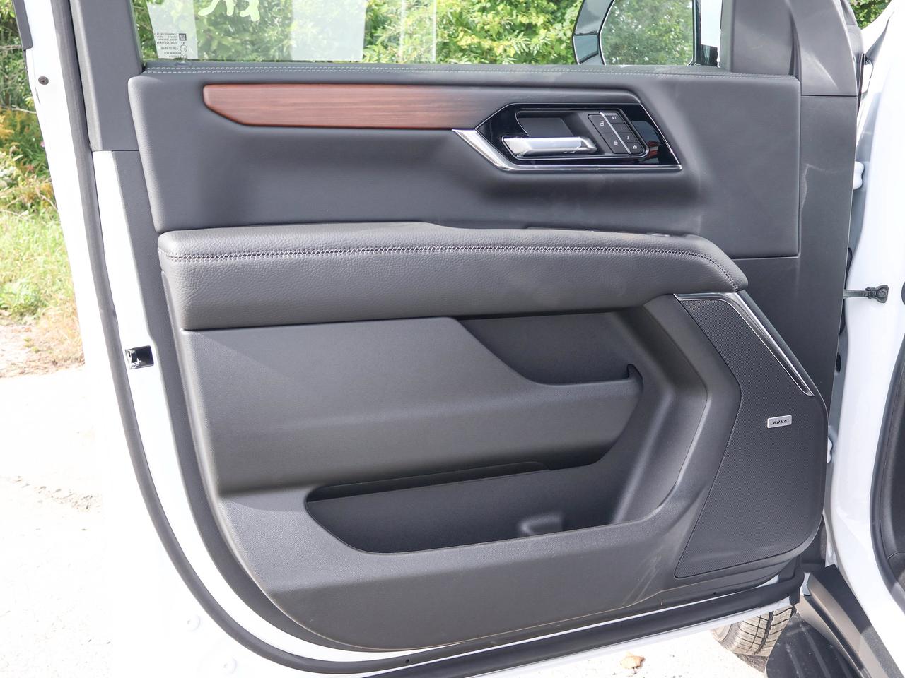 2027 GMC Yukon Denali Photo