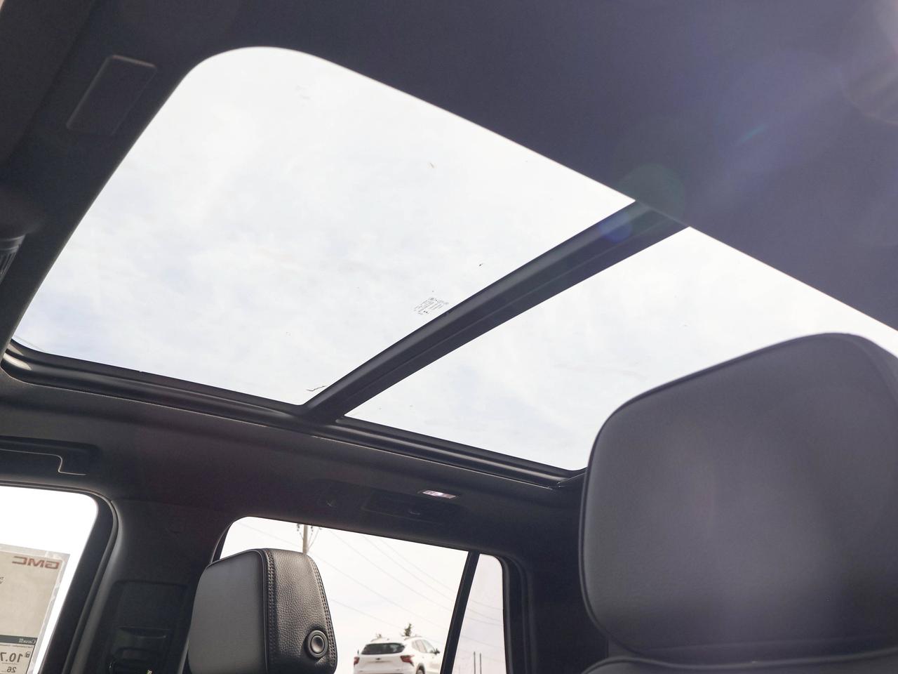 2027 GMC Yukon Denali Photo