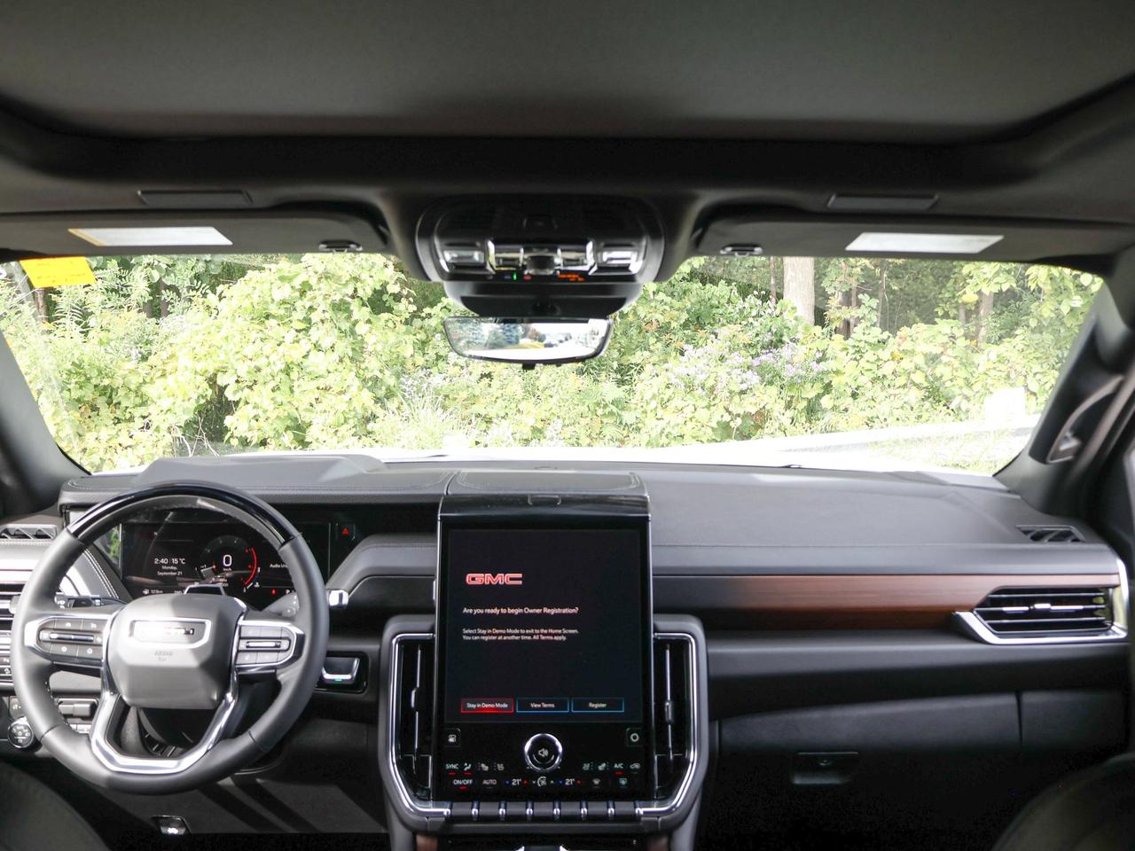2027 GMC Yukon Denali Photo