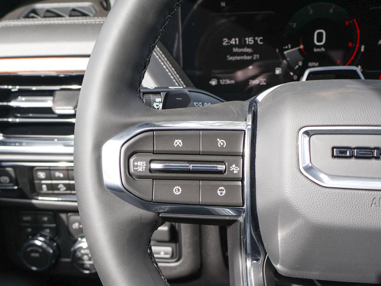 2027 GMC Yukon Denali Photo