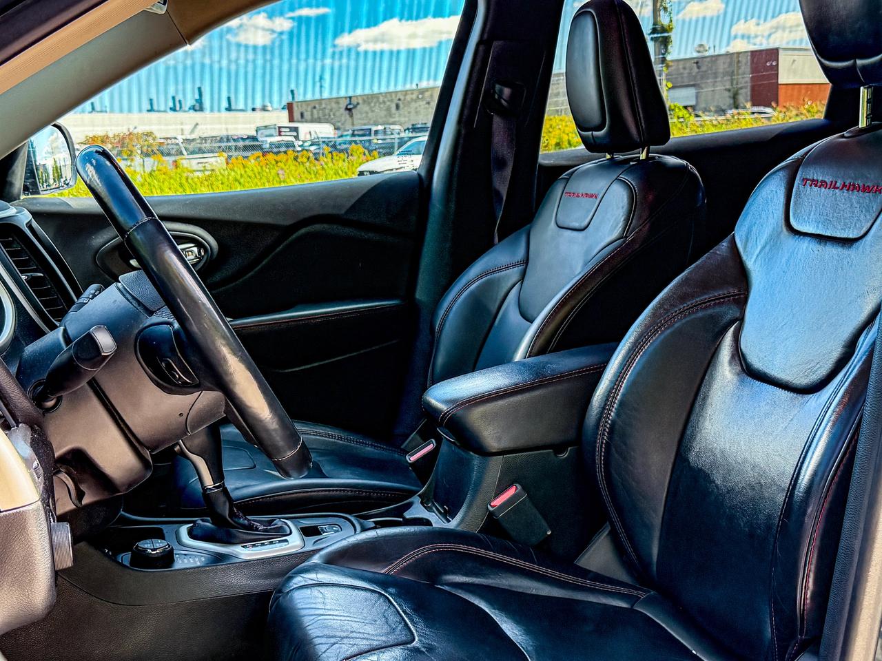 2016 Jeep Cherokee Trailhawk Photo