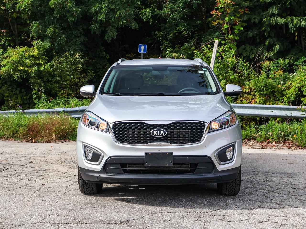 2017 Kia Sorento LX Photo4