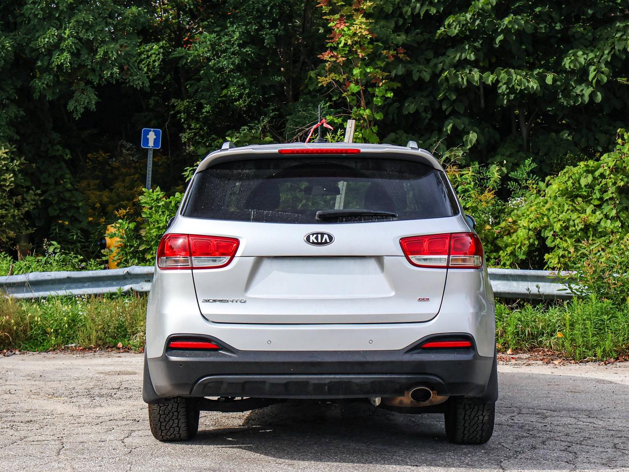 2017 Kia Sorento LX Photo