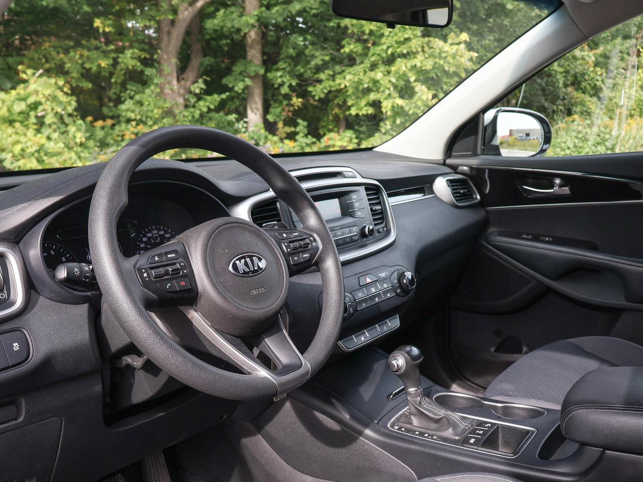 2017 Kia Sorento LX Photo
