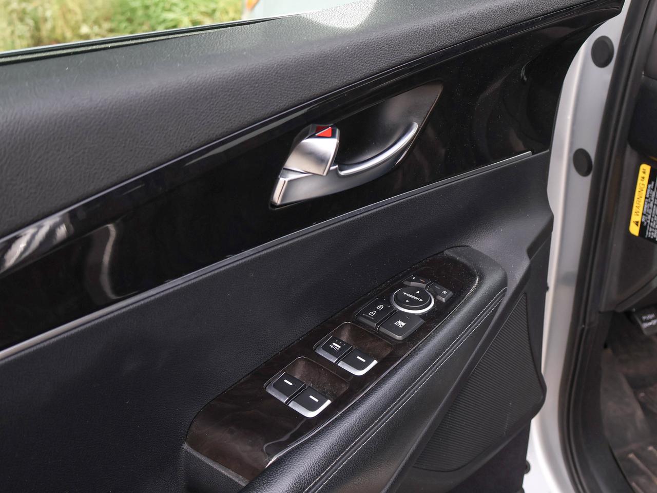 2017 Kia Sorento LX Photo