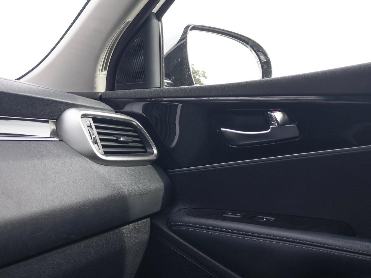 2017 Kia Sorento LX Photo
