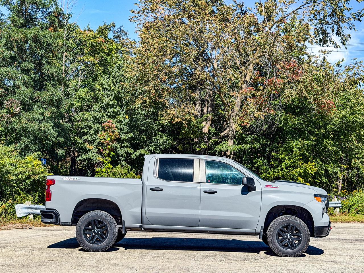 2024 Chevrolet Silverado 1500 Custom Trail Boss Photo