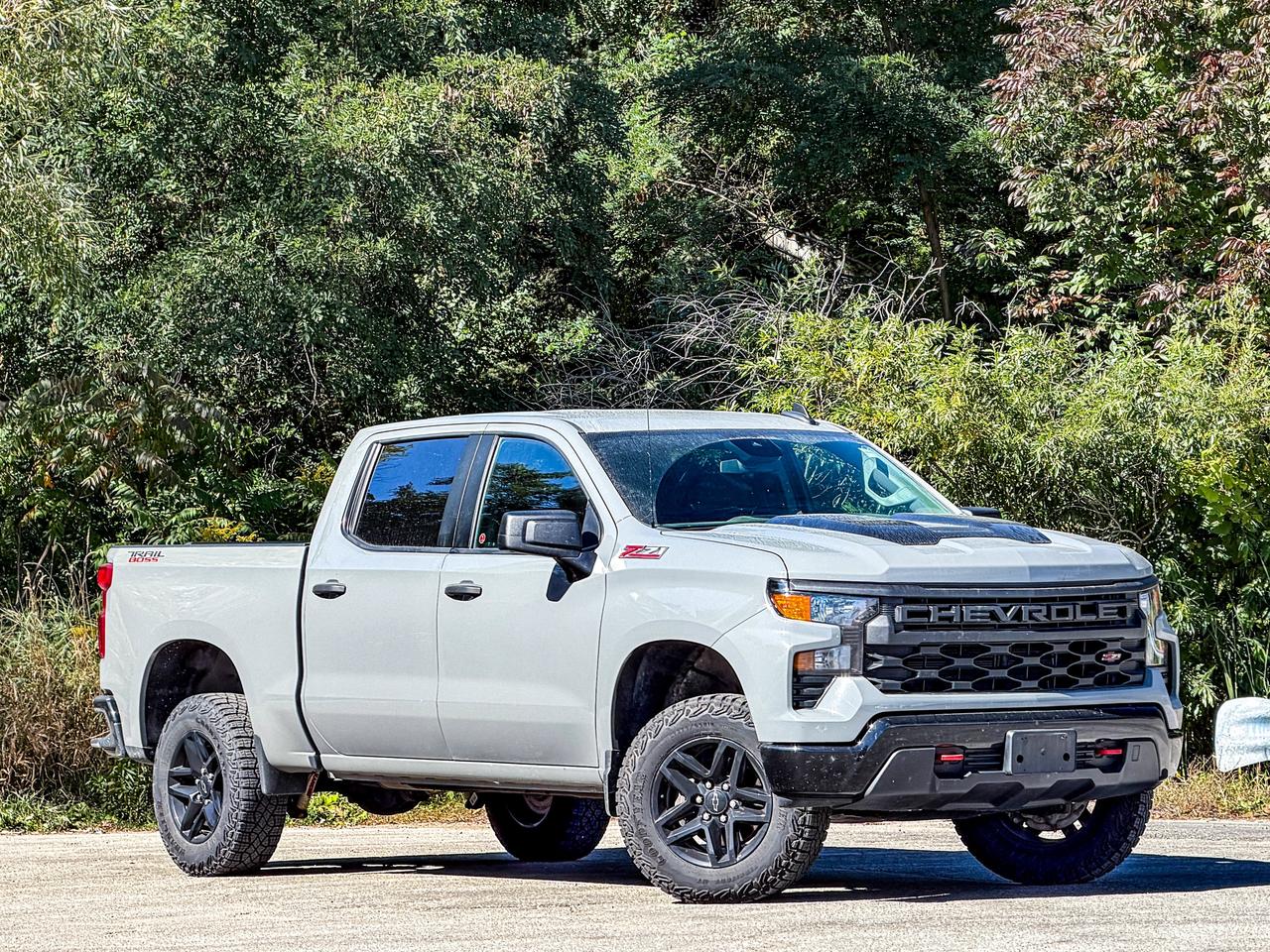 2024 Chevrolet Silverado 1500 Custom Trail Boss Photo1