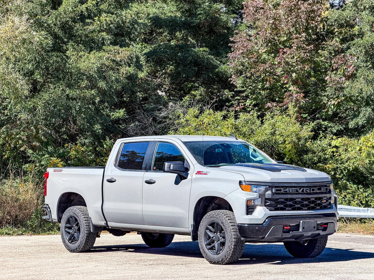 2024 Chevrolet Silverado 1500 Custom Trail Boss Photo2