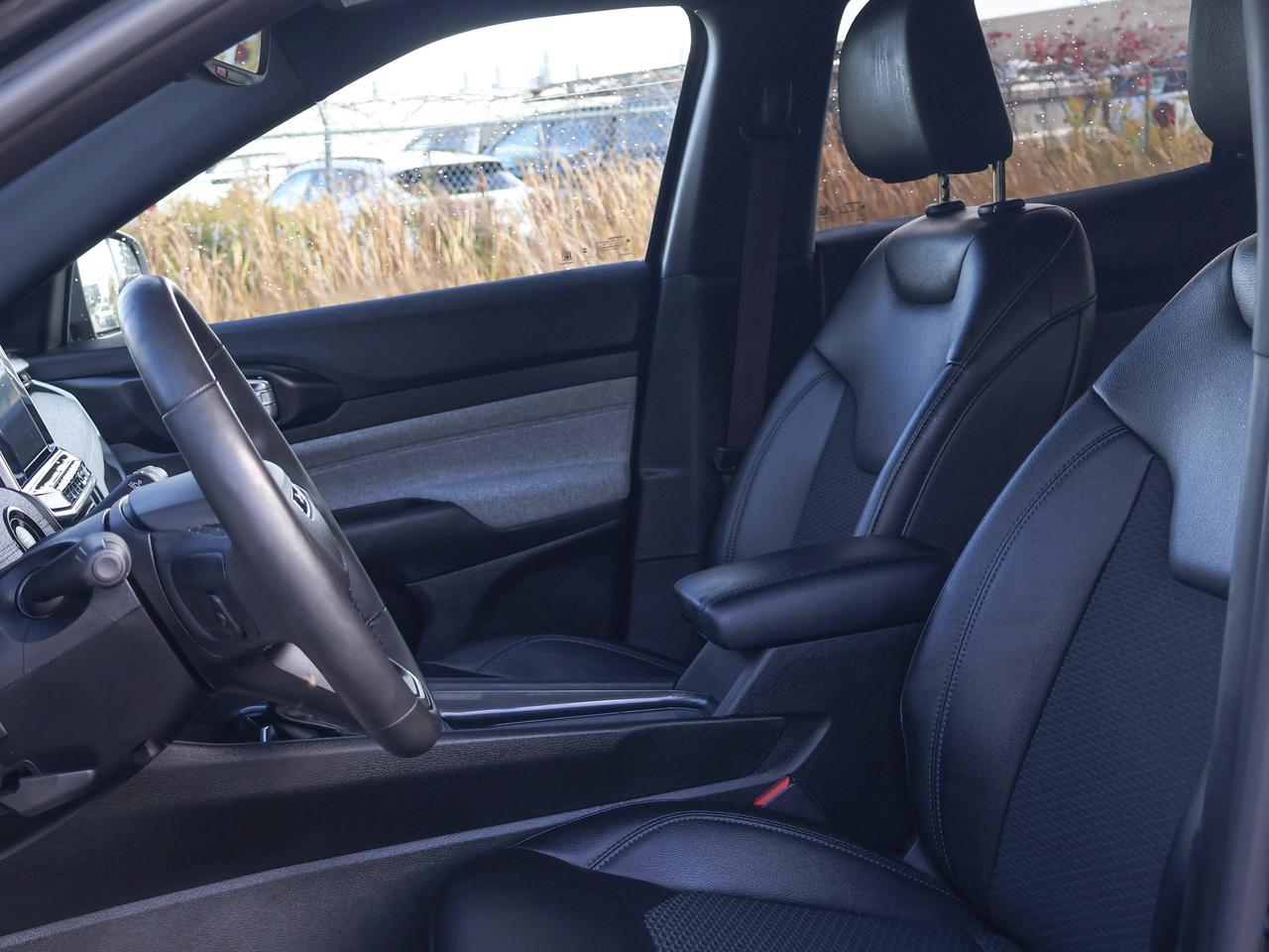 2025 Jeep Compass NORTH Photo