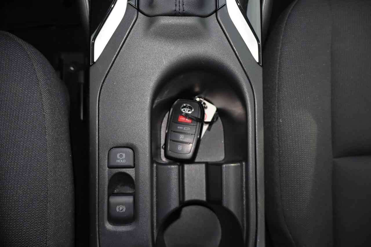 2026 Toyota Corolla Hybrid LE Photo