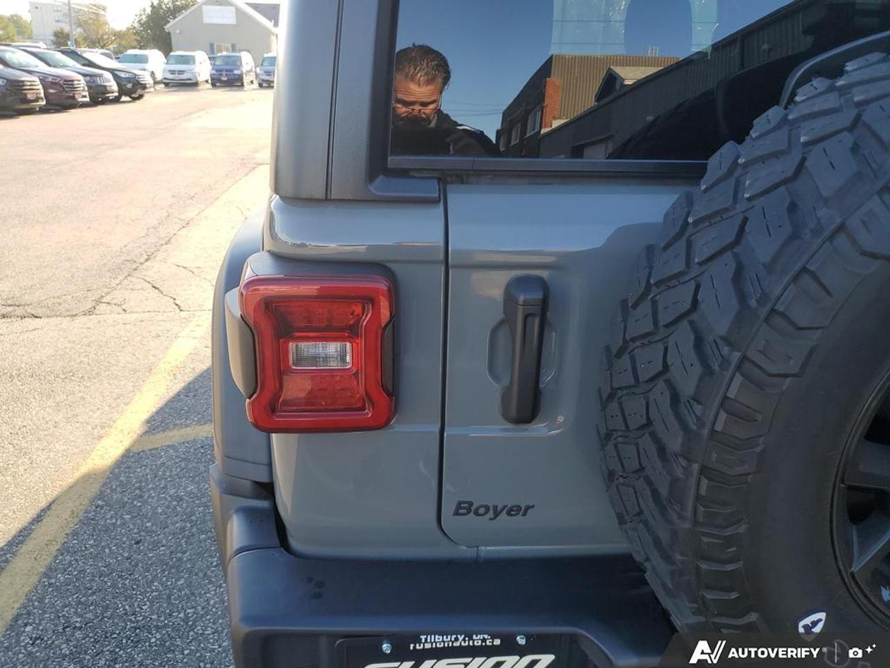 2021 Jeep Wrangler UNLIMITED WILLYS 4X4-Technology PKG-Convenience Gr Photo