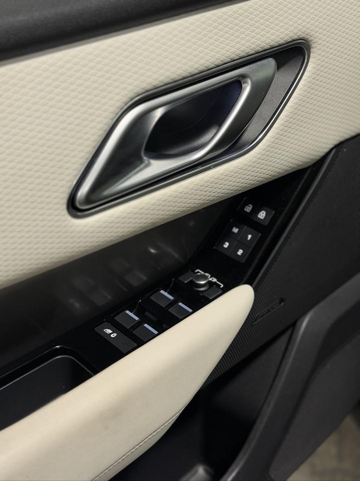 2022 Land Rover Range Rover Velar P250 S | CARPLAY | NAVI | PANOROOF Photo