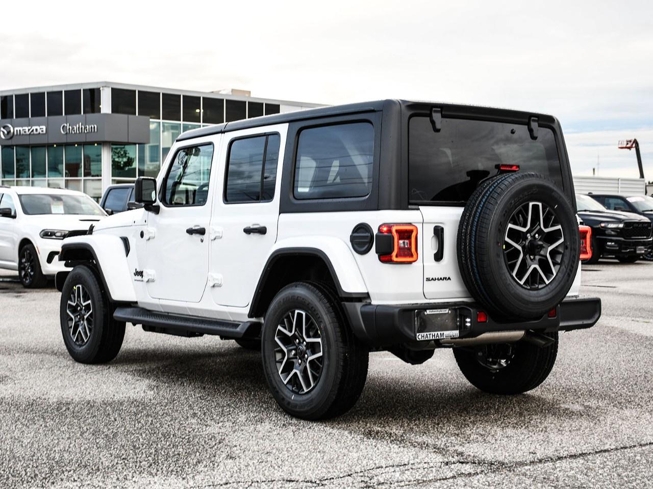 2027 Jeep Wrangler Sahara 4 Door 4x4 Photo5