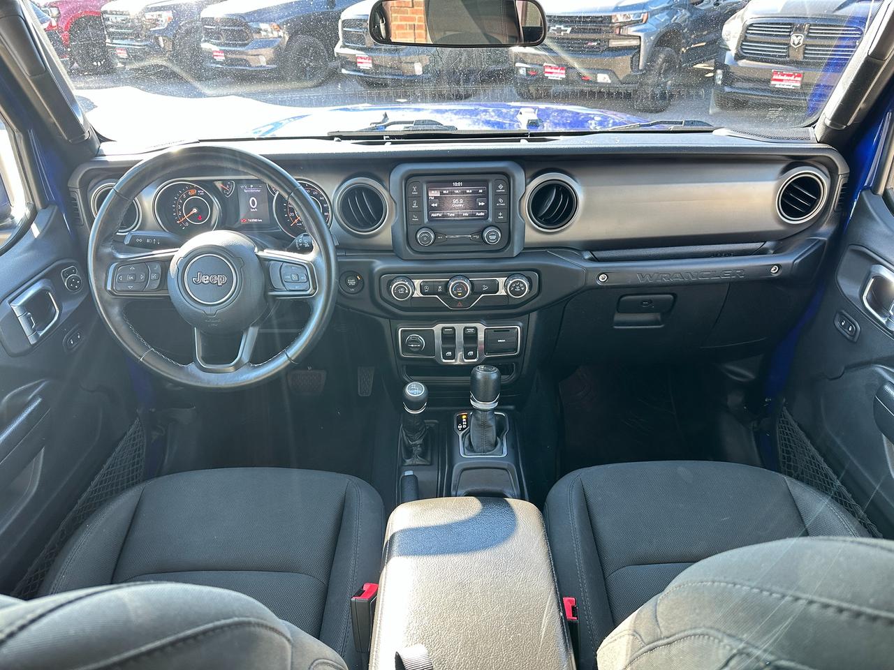 2018 Jeep Wrangler Sport 2-Door Cloth Bluetooth BackupCam HardTop A/C Photo