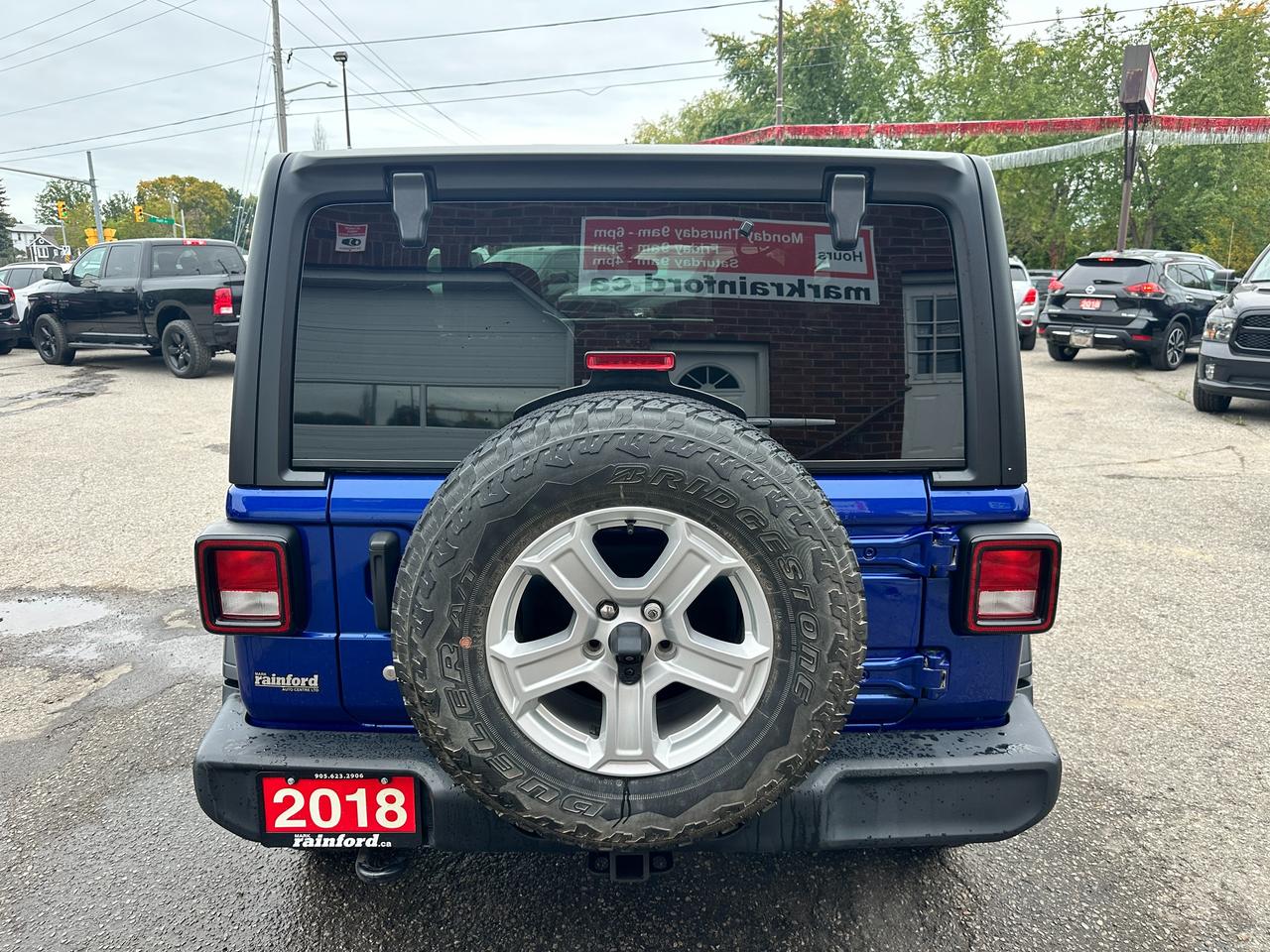 2018 Jeep Wrangler Sport 2-Door Cloth Bluetooth BackupCam HardTop A/C Photo3