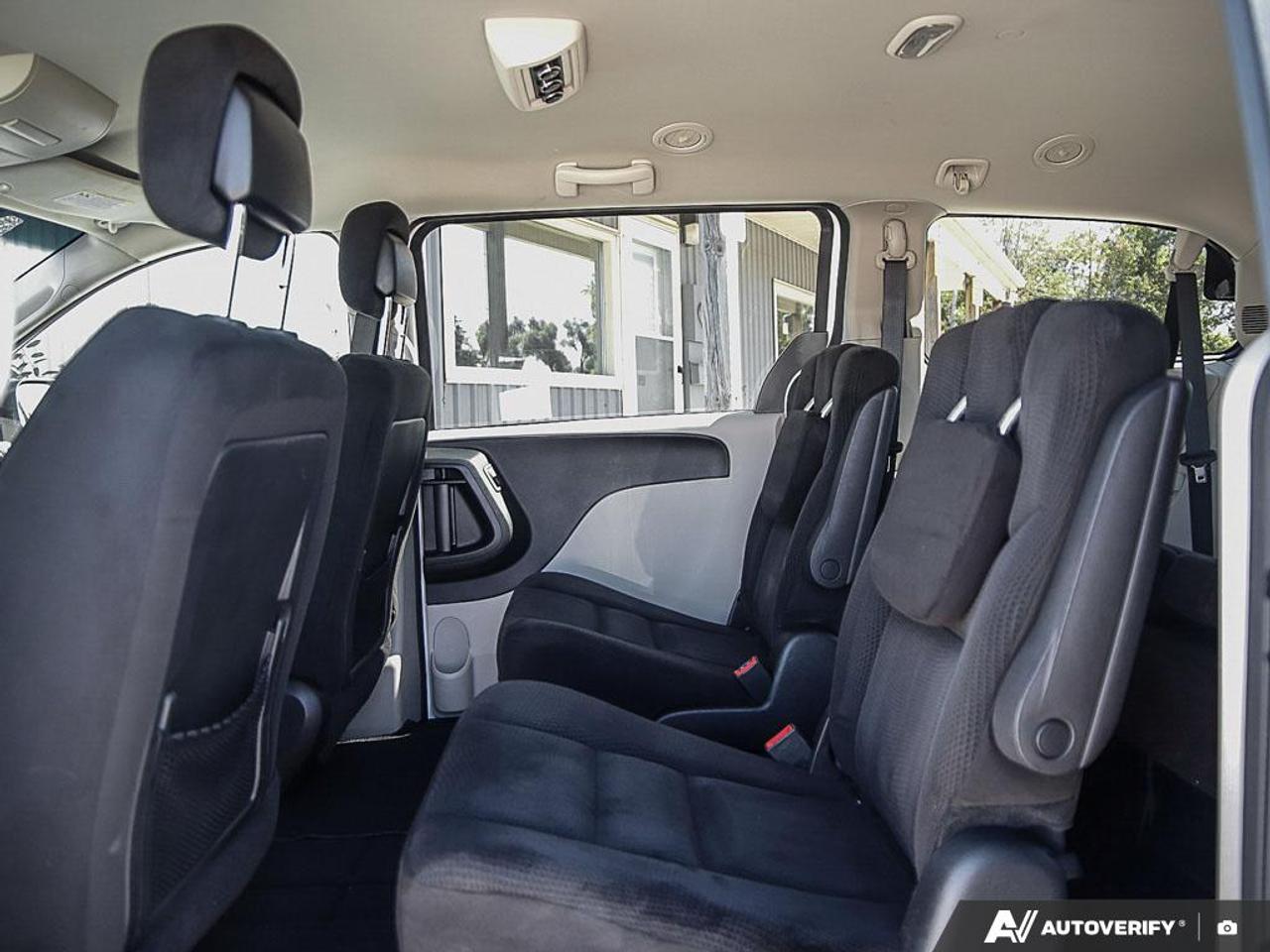 2015 Dodge Grand Caravan SXT, LOW KM'S, REMOTE START, ECON, FULL STOW-N-GO, - Photo #24