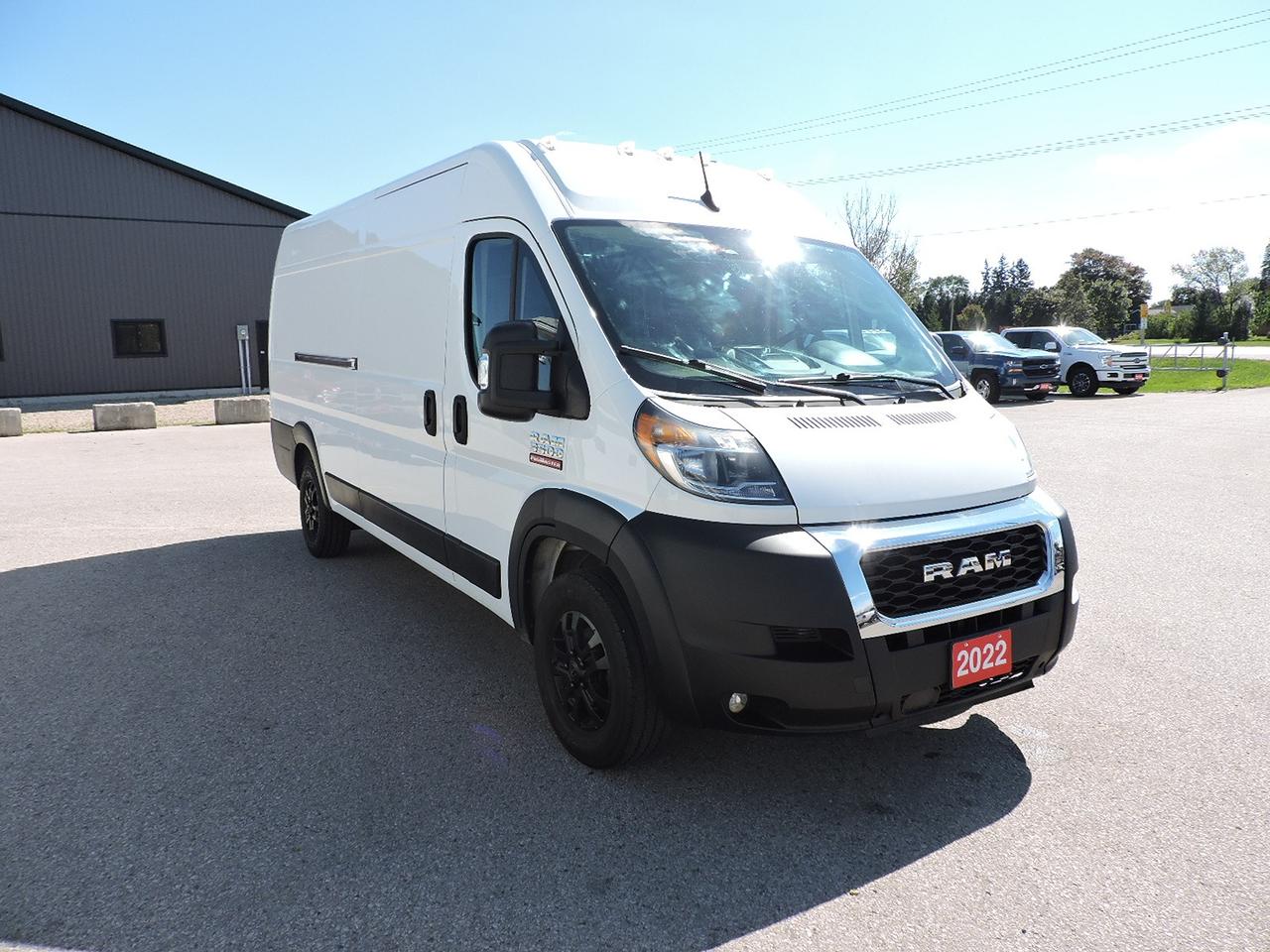 2022 RAM ProMaster 3500 3.6L Extended 159" WB High Roof Only 107000KM - Photo #1