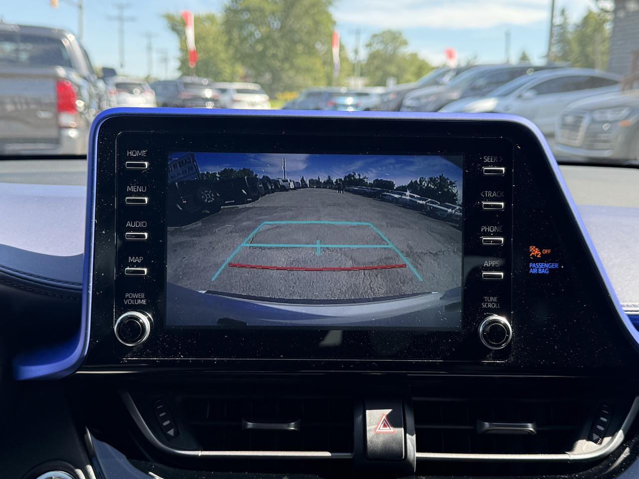 2020 Toyota C-HR XLE Premium Photo