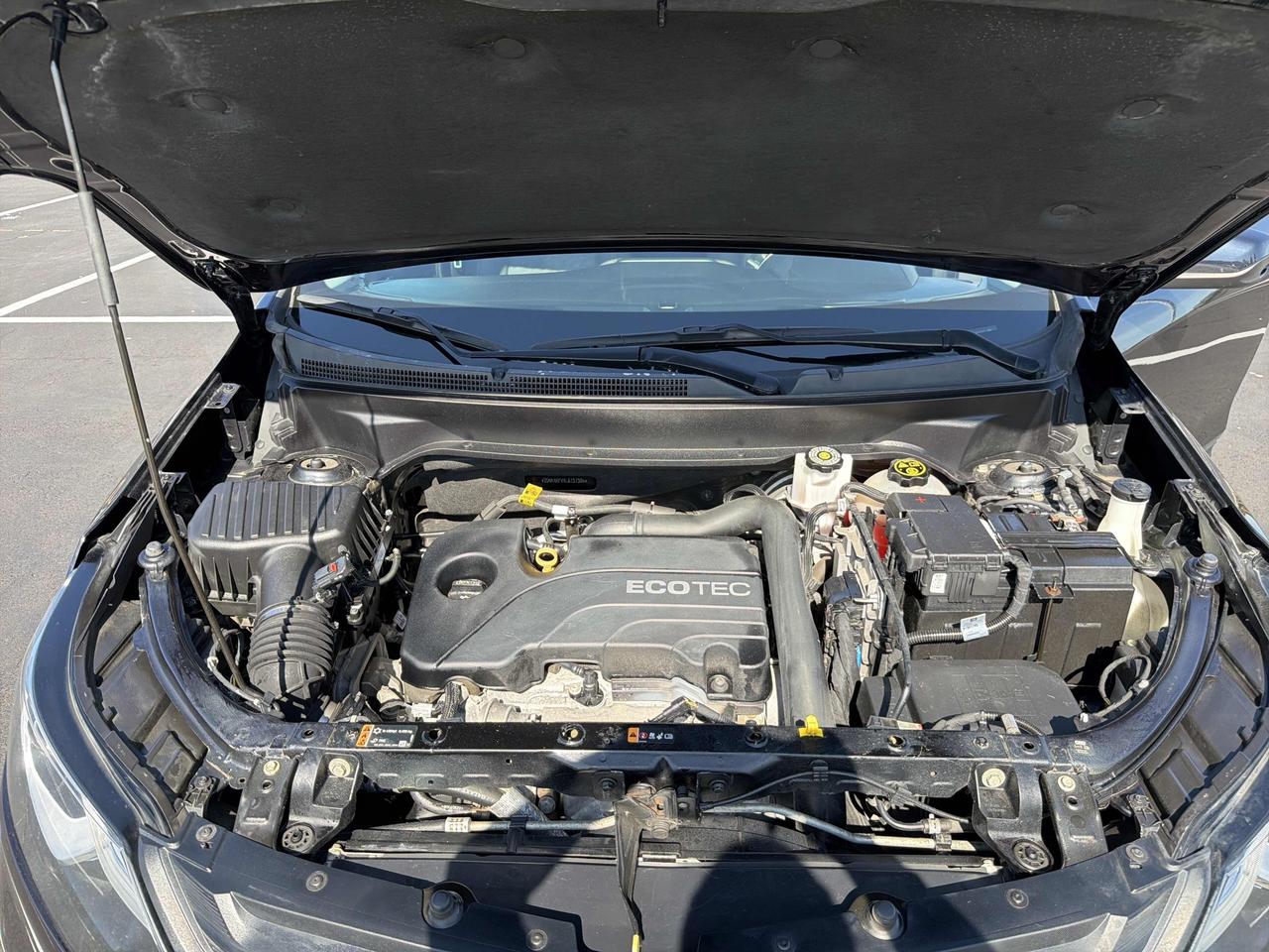 2020 Chevrolet Equinox LT Photo