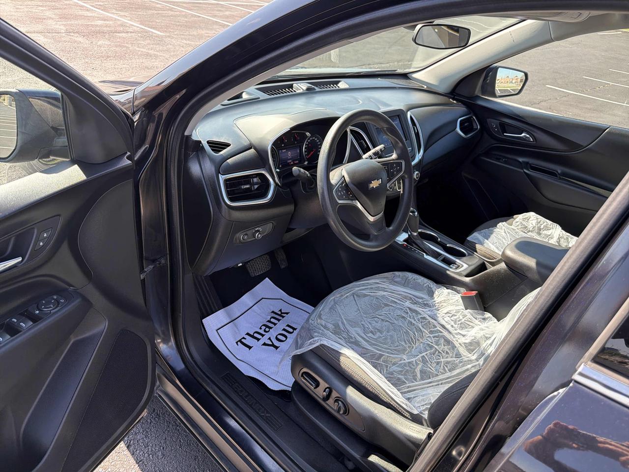 2020 Chevrolet Equinox LT - Photo #9