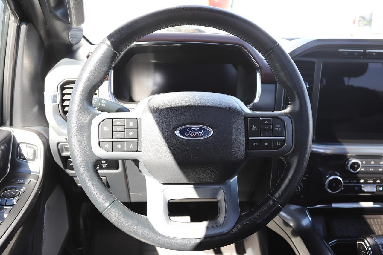 2023 Ford F-150 Lariat 4WD SuperCrew 5.5' Box Photo