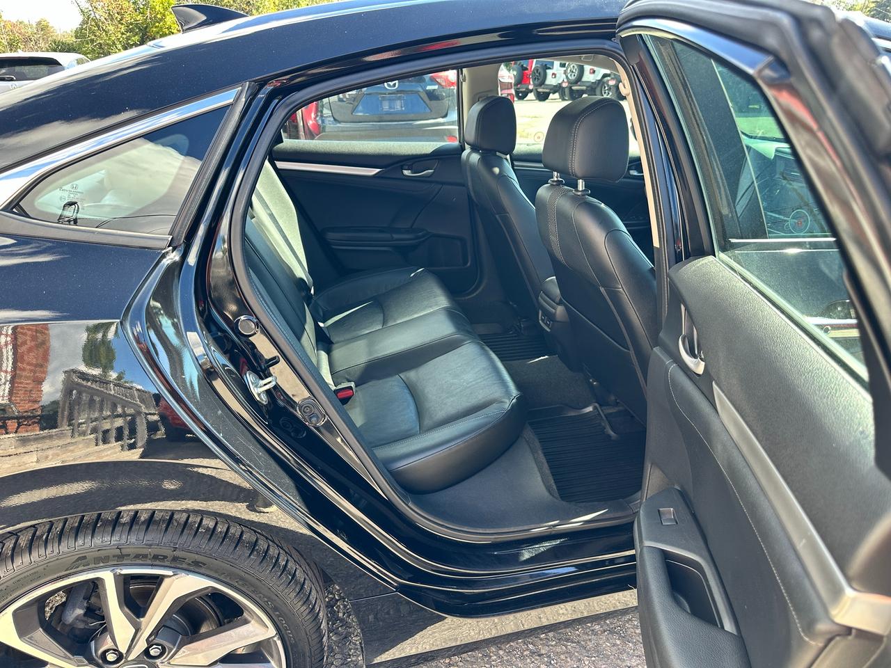 2020 Honda Civic Touring Sunroof Heated Leather SafetyFeatures NAV Photo