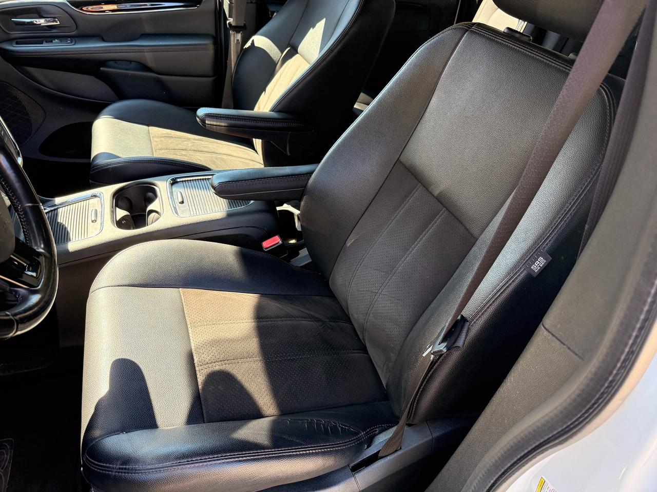2019 Dodge Grand Caravan 35th Anniversary/LEATHER/NAV/7PASS/DVD/CERTIFIED! Photo