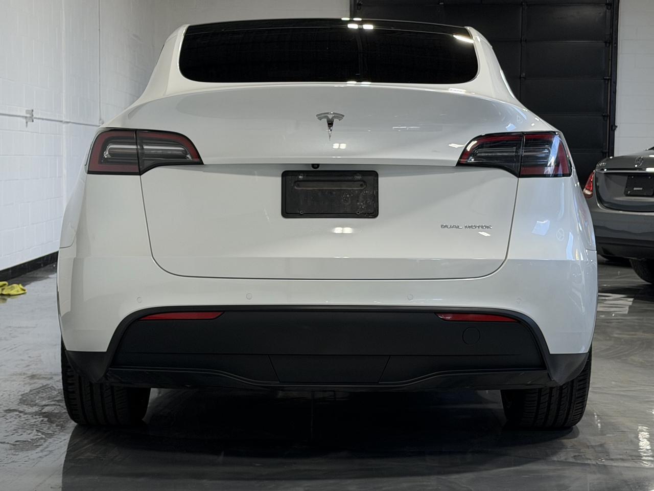 2021 Tesla Model Y LONG RANGE Photo