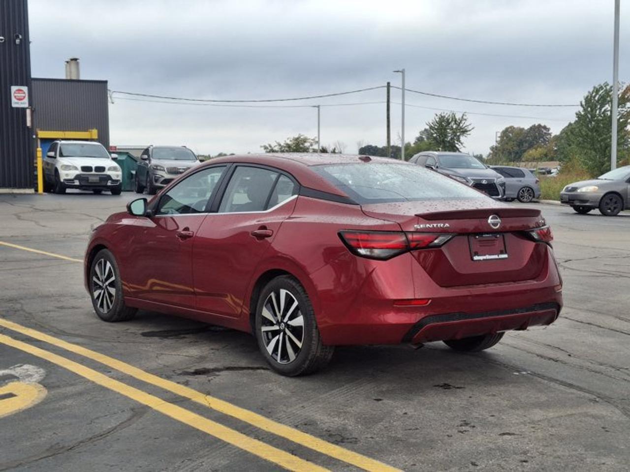 2022 Nissan Sentra SV | Sunroof | Heated Seats | Adaptive Cruise | CarPlay + Android | Rear Cam | Remote Start & More ! Photo
