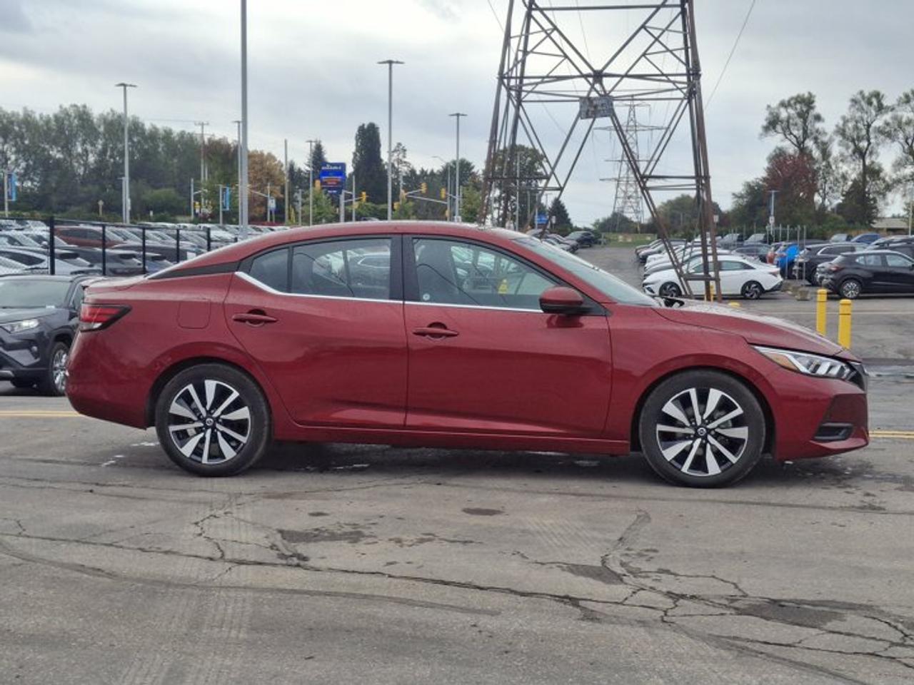 2022 Nissan Sentra SV | Sunroof | Heated Seats | Adaptive Cruise | CarPlay + Android | Rear Cam | Remote Start & More ! Photo