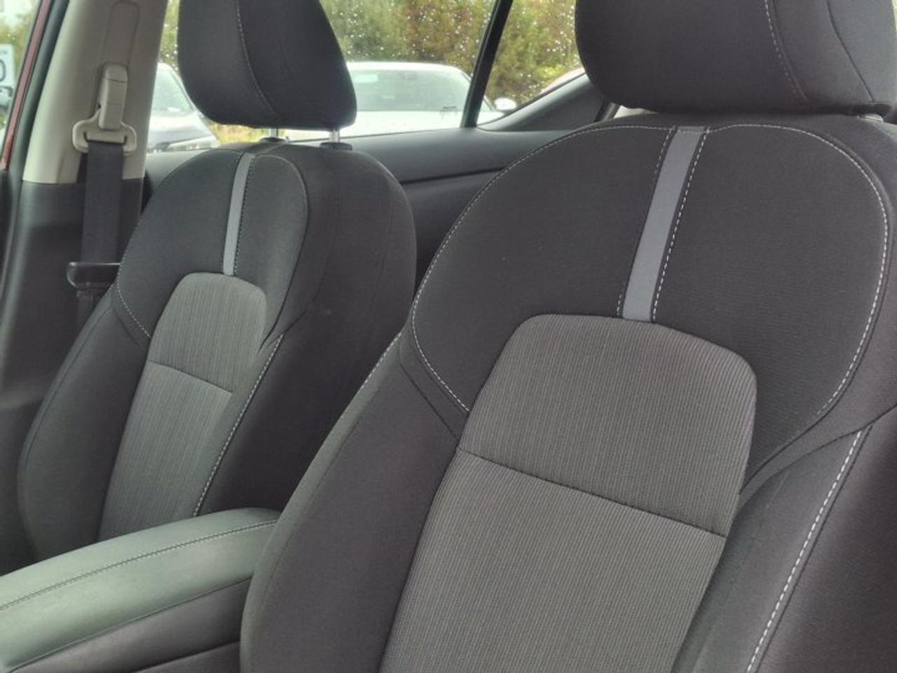 2022 Nissan Sentra SV | Sunroof | Heated Seats | Adaptive Cruise | CarPlay + Android | Rear Cam | Remote Start & More ! Photo