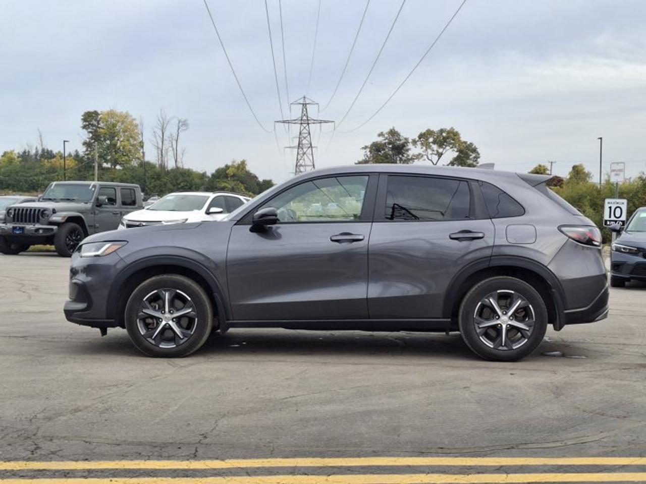 2025 Honda HR-V Sport AWD | Sunroof | Heated Seats + Steering | Adaptive Cruise | Remote Start | Blind Spot & More ! Photo1