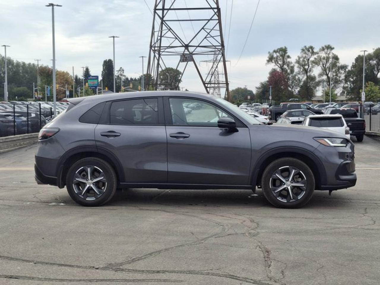 2025 Honda HR-V Sport AWD | Sunroof | Heated Seats + Steering | Adaptive Cruise | Remote Start | Blind Spot & More ! Photo