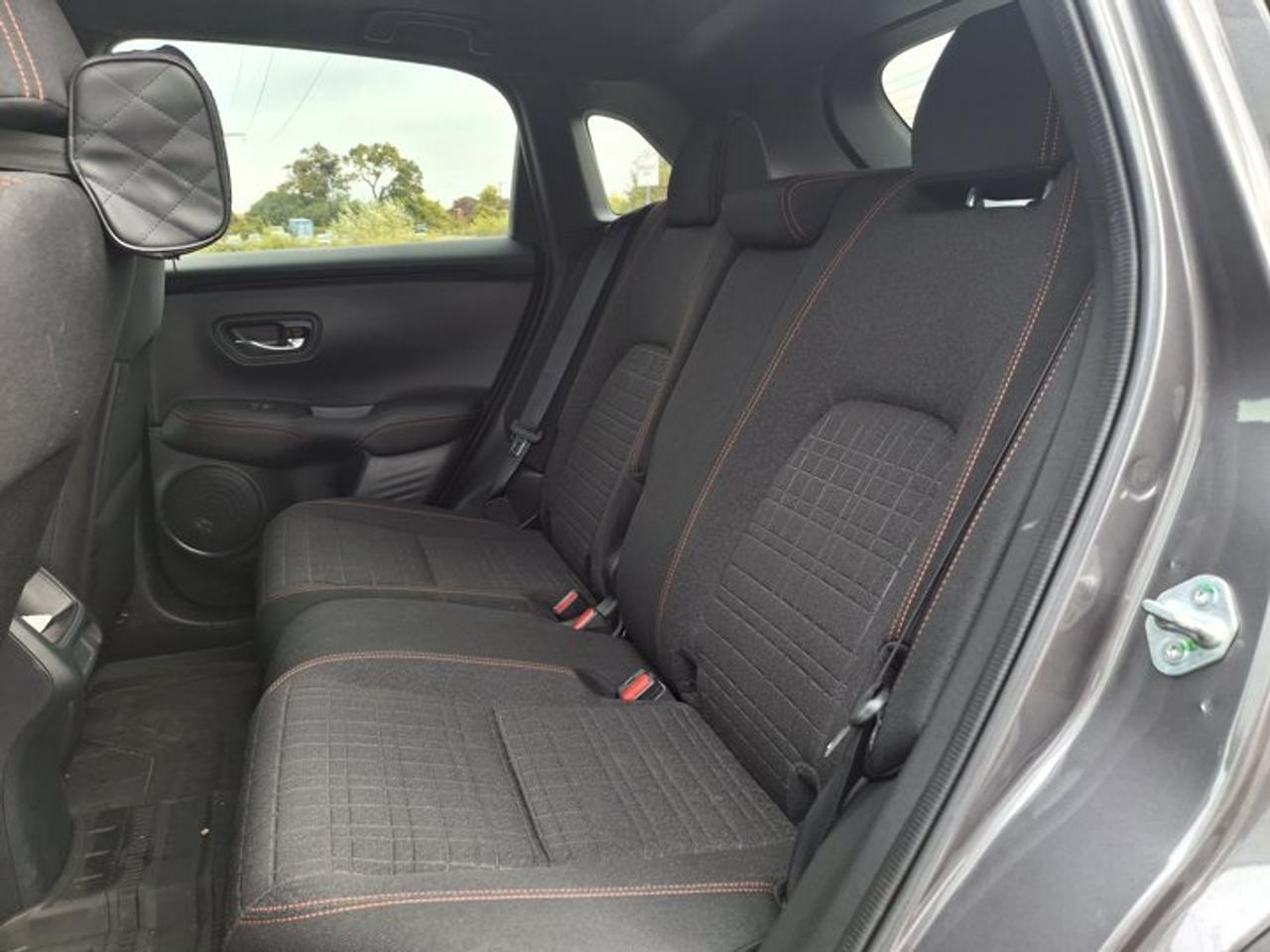 2025 Honda HR-V Sport AWD | Sunroof | Heated Seats + Steering | Adaptive Cruise | Remote Start | Blind Spot & More ! Photo