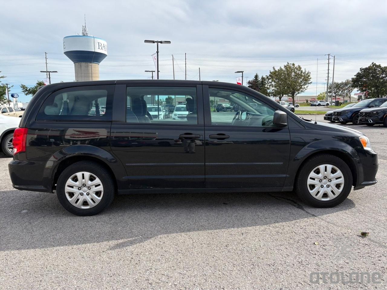 2016 Dodge Grand Caravan CANADA VALUE PACKAGE - Photo #1