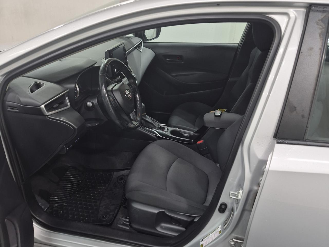 2022 Toyota Corolla LE Photo