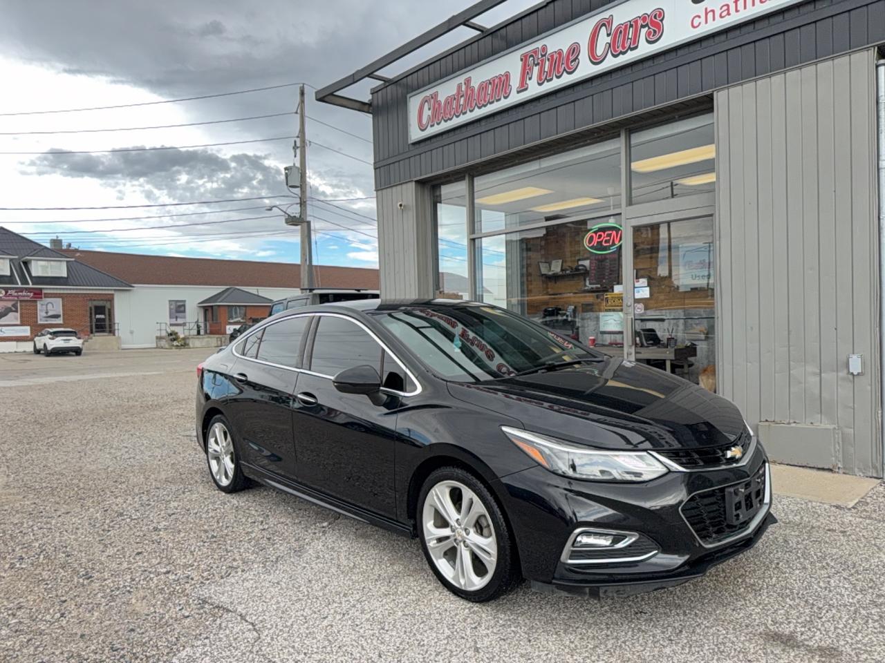 2017 Chevrolet Cruze Premier - Photo #1